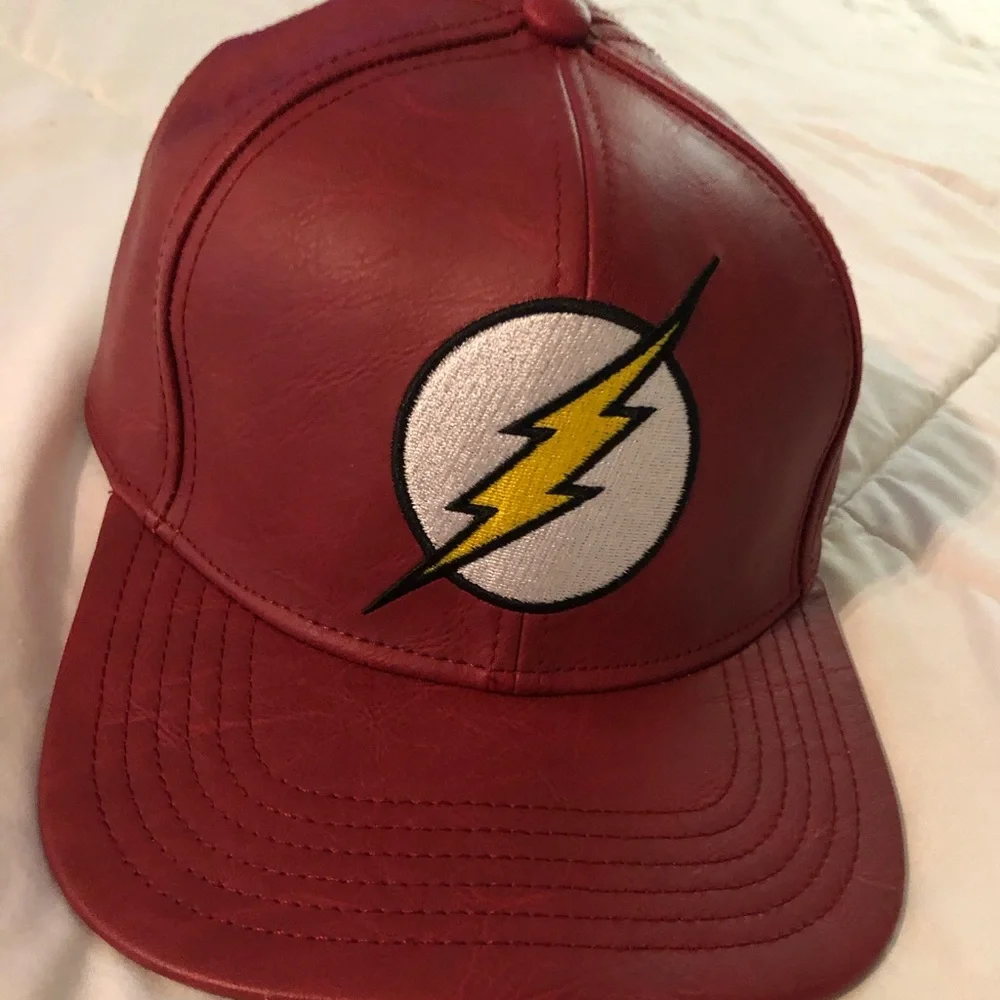 DC comics the flash snap back hat